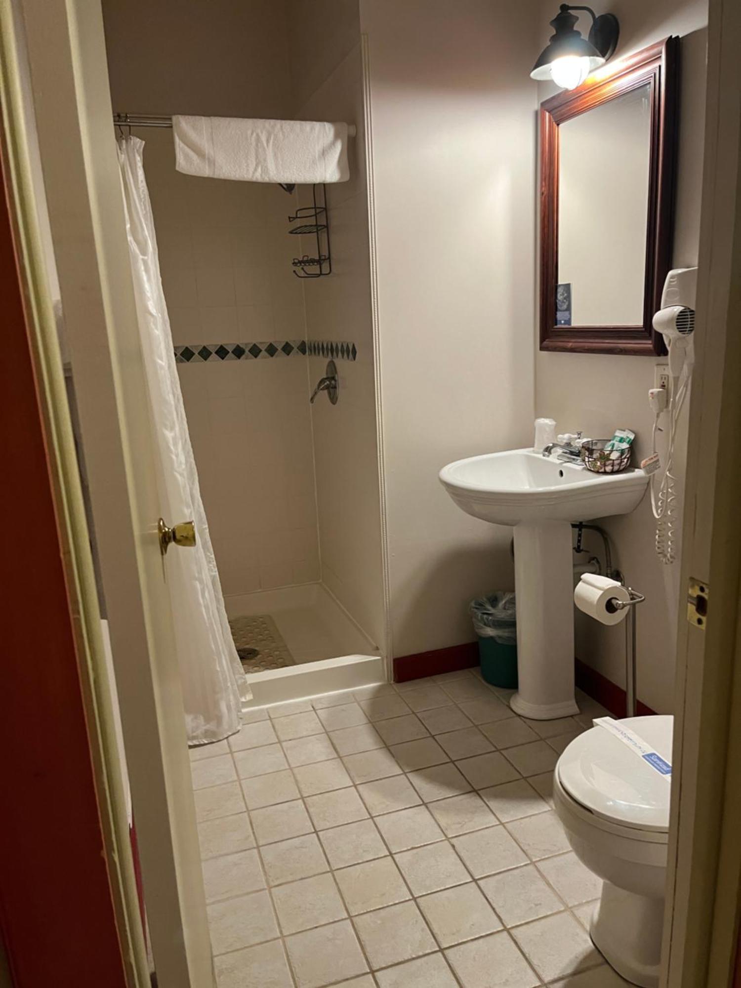 Vinehurst Inn & Suites Hammondsport Exteriör bild