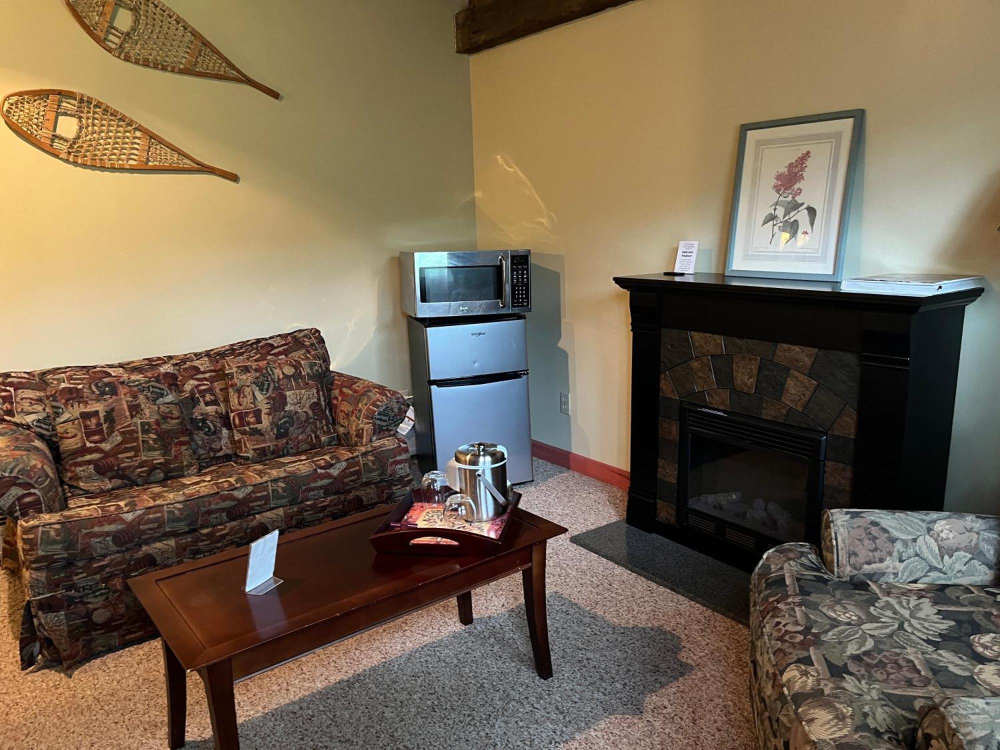 Vinehurst Inn & Suites Hammondsport Exteriör bild